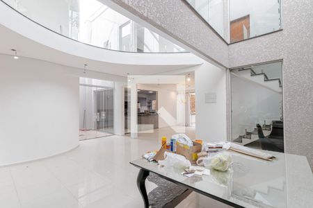 Hall de casa para alugar com 4 quartos, 650m² em Bosque da Saúde, São Paulo