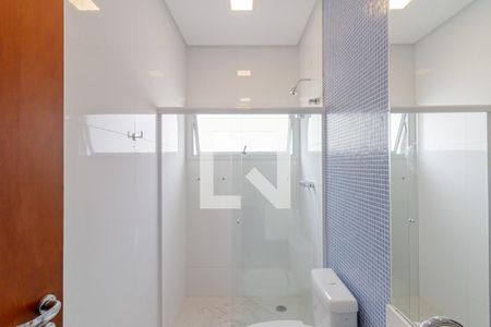 Casa à venda com 650m², 4 quartos e 4 vagasBanheiro da Suíte 3