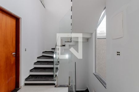 Casa à venda com 650m², 4 quartos e 4 vagasEscadas