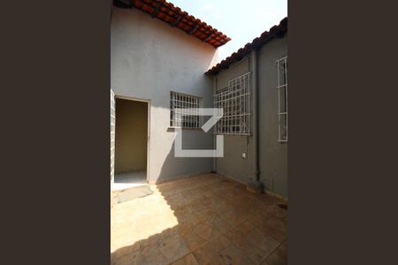 Casa à venda com 170m², 3 quartos e 4 vagasQuintal
