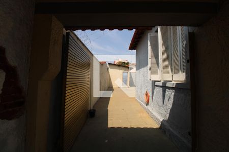 Casa à venda com 170m², 3 quartos e 4 vagasQuintal/Garagem