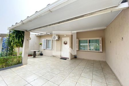Casa à venda com 156m², 3 quartos e 2 vagasÁrea 