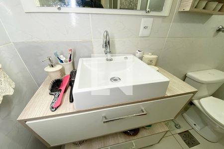 Casa à venda com 156m², 3 quartos e 2 vagasBanheiro 2