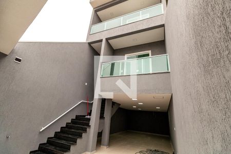 Casa para alugar com 188m², 3 quartos e 4 vagas Casa para alugar com 188m², 3 quartos e 4 vagasFachada