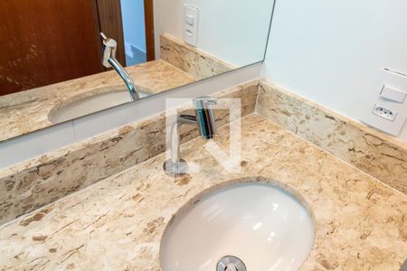 Casa para alugar com 188m², 3 quartos e 4 vagas Casa para alugar com 188m², 3 quartos e 4 vagasBanheiro da Suíte
