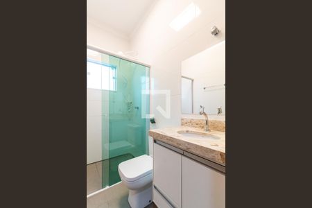 Casa para alugar com 188m², 3 quartos e 4 vagas Casa para alugar com 188m², 3 quartos e 4 vagasBanheiro