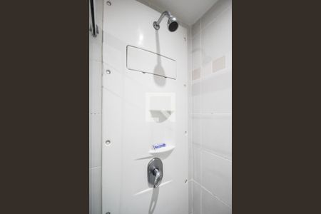 Banheiro  de kitnet/studio para alugar com 1 quarto, 30m² em Indianópolis, São Paulo