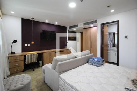 Suíte/Sala de kitnet/studio para alugar com 1 quarto, 30m² em Indianópolis, São Paulo