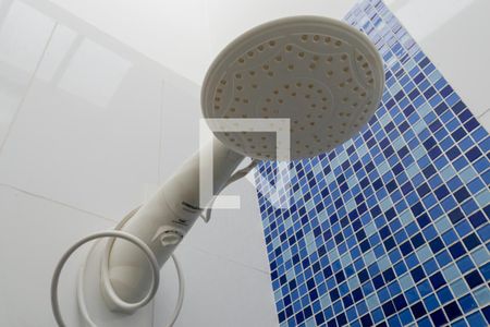 Casa de condomínio à venda com 122m², 3 quartos e 3 vagasBanheiro