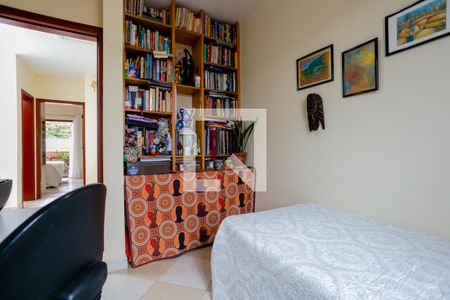 Casa de condomínio à venda com 122m², 3 quartos e 3 vagasQuarto 2