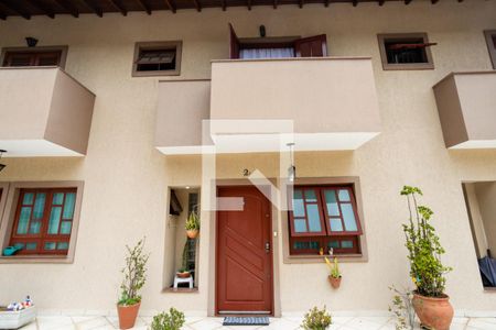 Casa de condomínio à venda com 122m², 3 quartos e 3 vagasFachada da casa