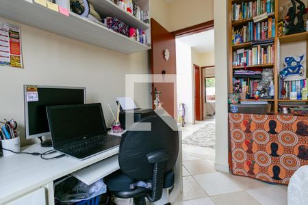 Casa de condomínio à venda com 122m², 3 quartos e 3 vagasQuarto 2