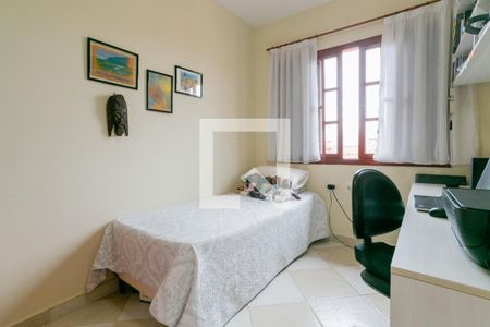 Casa de condomínio à venda com 122m², 3 quartos e 3 vagasQuarto 2