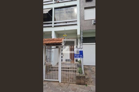 plaquinha  de apartamento à venda com 1 quarto, 48m² em Vila Ipiranga, Porto Alegre