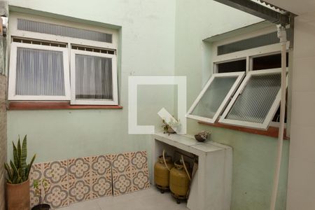 Área externa de apartamento à venda com 1 quarto, 48m² em Vila Ipiranga, Porto Alegre