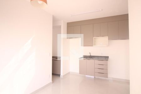 Sala/Cozinha de apartamento para alugar com 2 quartos, 36m² em Parada Inglesa, São Paulo