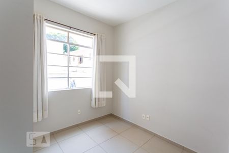 quarto 2 de apartamento à venda com 2 quartos, 65m² em Santo Antônio, Belo Horizonte