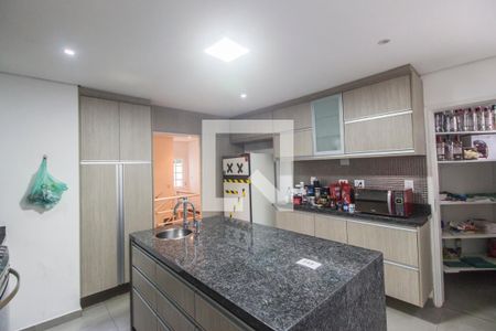 Casa de condomínio à venda com 420m², 7 quartos e 4 vagasCozinha