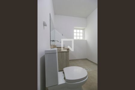 Casa de condomínio à venda com 420m², 7 quartos e 4 vagasBanheiro da Suíte 5