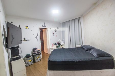 Casa de condomínio à venda com 420m², 7 quartos e 4 vagasSuíte master