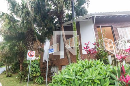 Casa de condomínio à venda com 420m², 7 quartos e 4 vagasVista da Rua