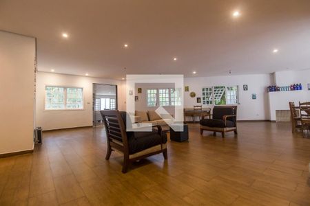 Casa de condomínio à venda com 420m², 7 quartos e 4 vagasSala de Estar