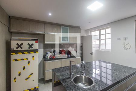 Casa de condomínio à venda com 420m², 7 quartos e 4 vagasCozinha