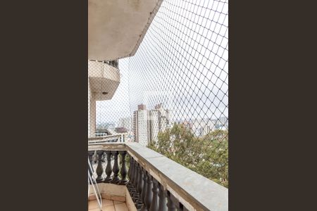 Apartamento à venda com 90m², 3 quartos e 1 vaga Apartamento à venda com 90m², 3 quartos e 1 vagaSacada