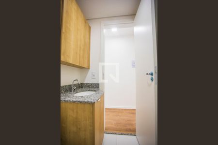 Banheiro de kitnet/studio para alugar com 1 quarto, 24m² em Saúde, São Paulo