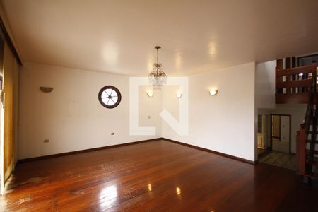Sala de casa à venda com 3 quartos, 300m² em Vila São José, São Paulo