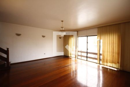 Sala de casa à venda com 3 quartos, 300m² em Vila São José, São Paulo