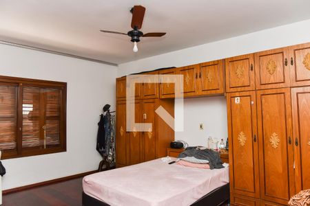 Casa à venda com 280m², 5 quartos e 1 vaga Casa à venda com 280m², 5 quartos e 1 vagaSuíte