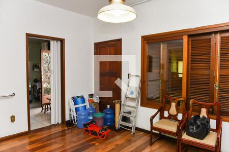 Sala de casa à venda com 5 quartos, 280m² em Jardim Itu, Porto Alegre