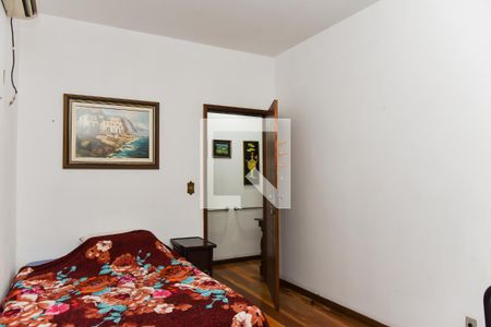 Casa à venda com 280m², 5 quartos e 1 vaga Casa à venda com 280m², 5 quartos e 1 vagaQuarto 1