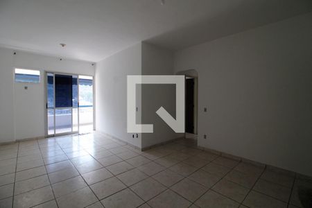 Apartamento à venda com 90m², 2 quartos e 2 vagasSala