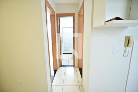 Corredor de apartamento para alugar com 2 quartos, 56m² em Residencial Aquários, Goiânia