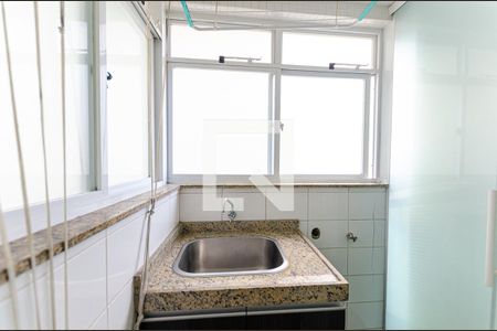 Apartamento à venda com 70m², 2 quartos e 1 vagaÁrea de Serviço
