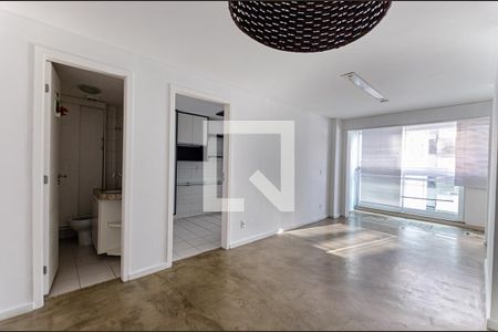 Sala de apartamento à venda com 2 quartos, 70m² em Vital Brasil, Niterói