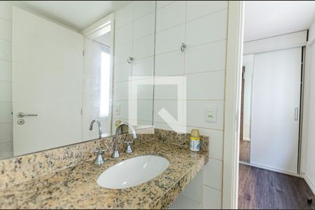 Apartamento à venda com 70m², 2 quartos e 1 vagaBanheiro da Suíte 1