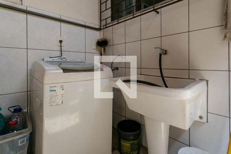 Casa à venda com 290m², 5 quartos e 3 vagasLavanderia