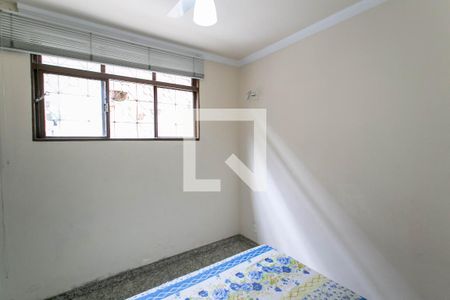 Casa à venda com 290m², 5 quartos e 3 vagasQuarto Suíte 1