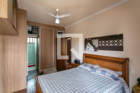 Casa à venda com 290m², 5 quartos e 3 vagasQuarto Suíte 2