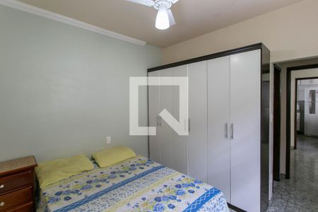 Casa à venda com 290m², 5 quartos e 3 vagasQuarto Suíte 1