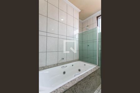 Casa à venda com 290m², 5 quartos e 3 vagasBanheiro Social