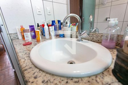 Casa à venda com 290m², 5 quartos e 3 vagasBanheiro da Suíte 2