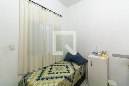 Casa à venda com 225m², 6 quartos e 2 vagas Casa à venda com 225m², 6 quartos e 2 vagasQuarto 2