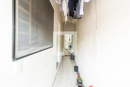 Casa à venda com 225m², 6 quartos e 2 vagas Casa à venda com 225m², 6 quartos e 2 vagasEntrada