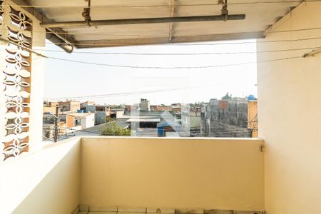 Casa à venda com 225m², 6 quartos e 2 vagas Casa à venda com 225m², 6 quartos e 2 vagasÁrea externa