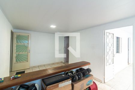 Casa 1 - Sala de casa à venda com 6 quartos, 225m² em Parque Edu Chaves, São Paulo