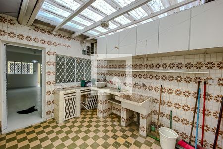 Casa para alugar com 300m², 3 quartos e 2 vagasLavanderia